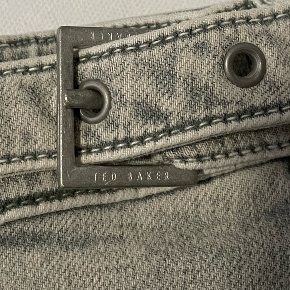 Ted Baker Malin Tailored Denim Shorts Wrap buckle waist pleated 32 - Picture 9 of 11